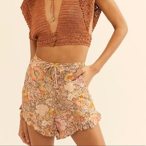 Spell And The Gypsy Amethyst Floral Shorts S.